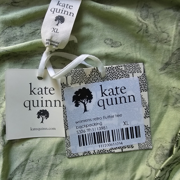 NWT Kate Quinn Green Retro Flutter Backpacking Tee - Picture 8 of 8